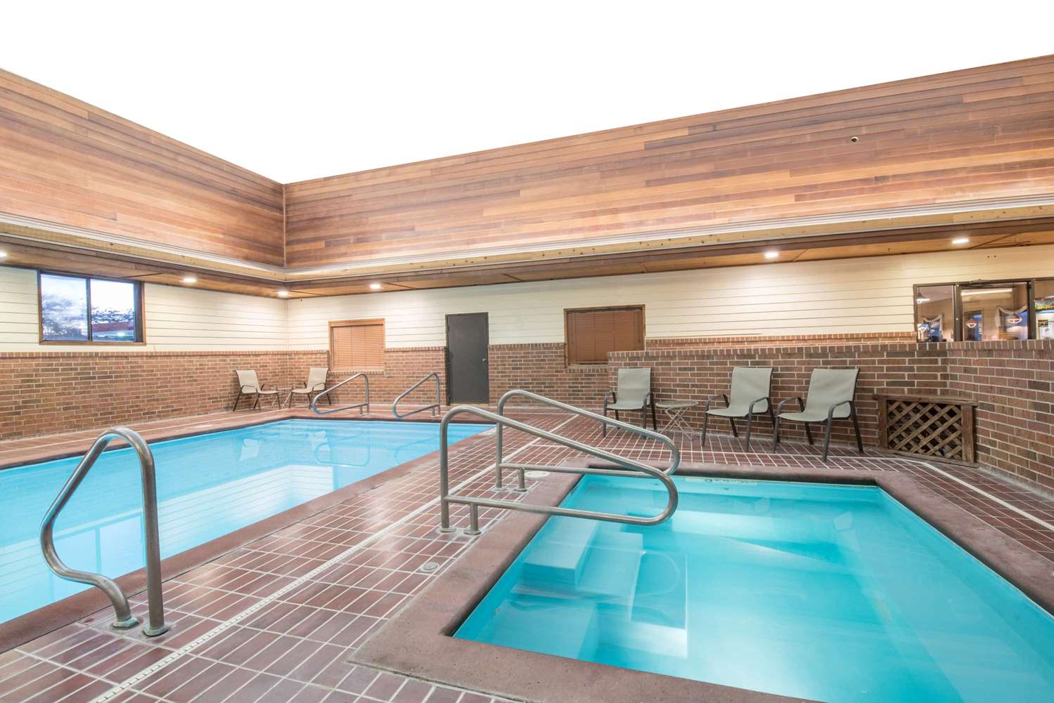 Baymont by Wyndham Spearfish 18/40