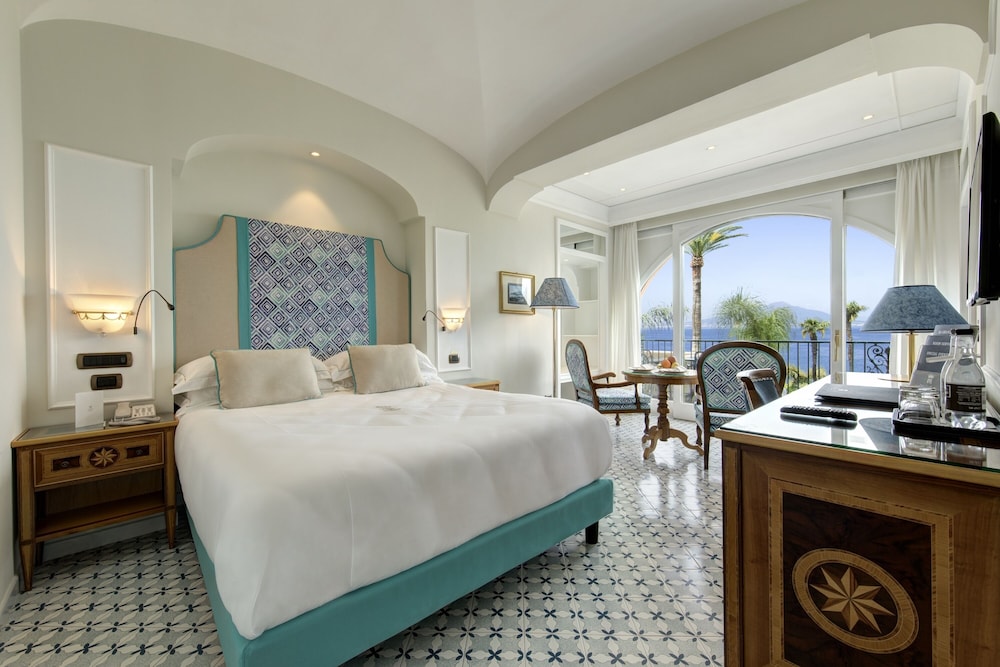 Grand Hotel Royal 10/64