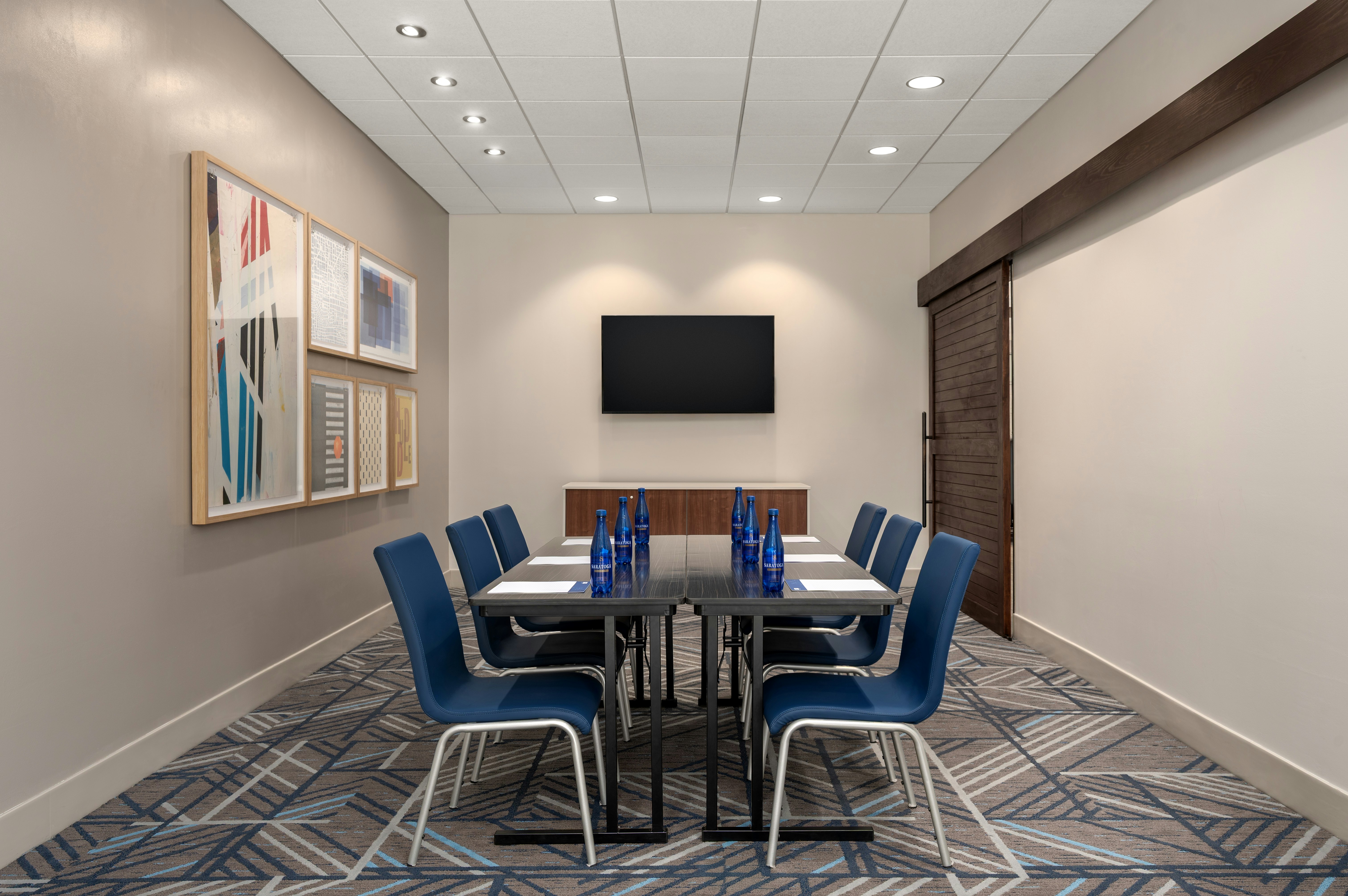 Holiday Inn Express & Suites Queensbury - Lake George Area 62/71