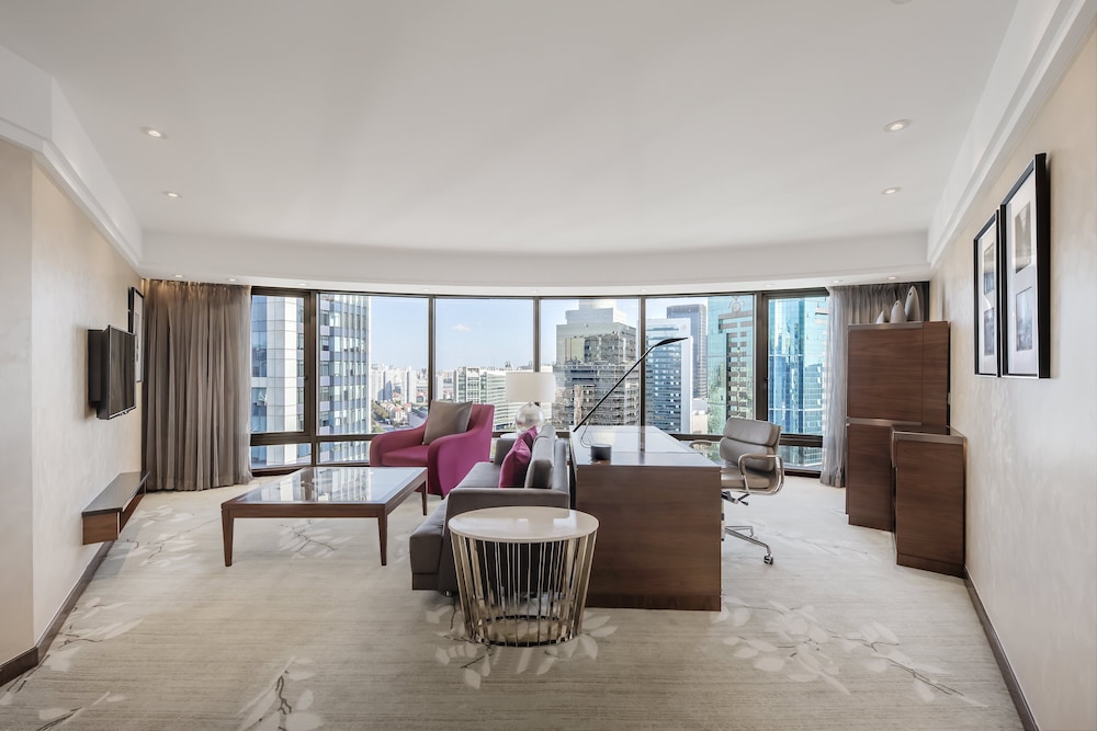 Intercontinental Shanghai Pudong 52/78