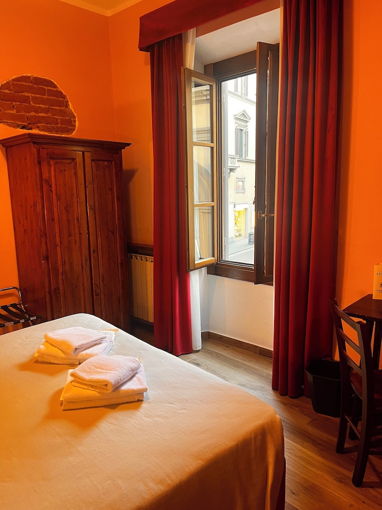 Nizza Hotel 17/69