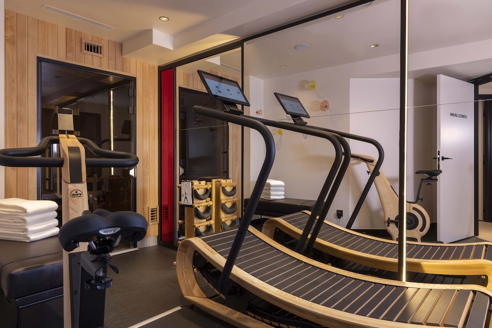 Le 12 Hotel 27/50