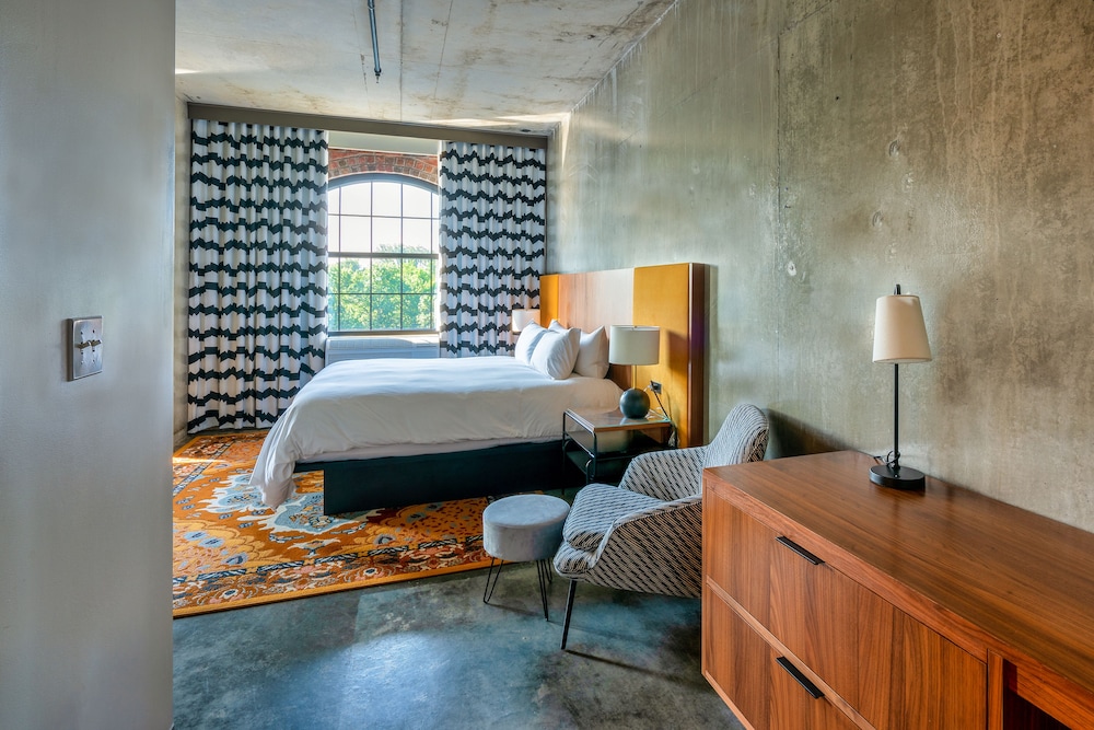 The LOOM Hotel, Tapestry Collection by Hilton 37/68