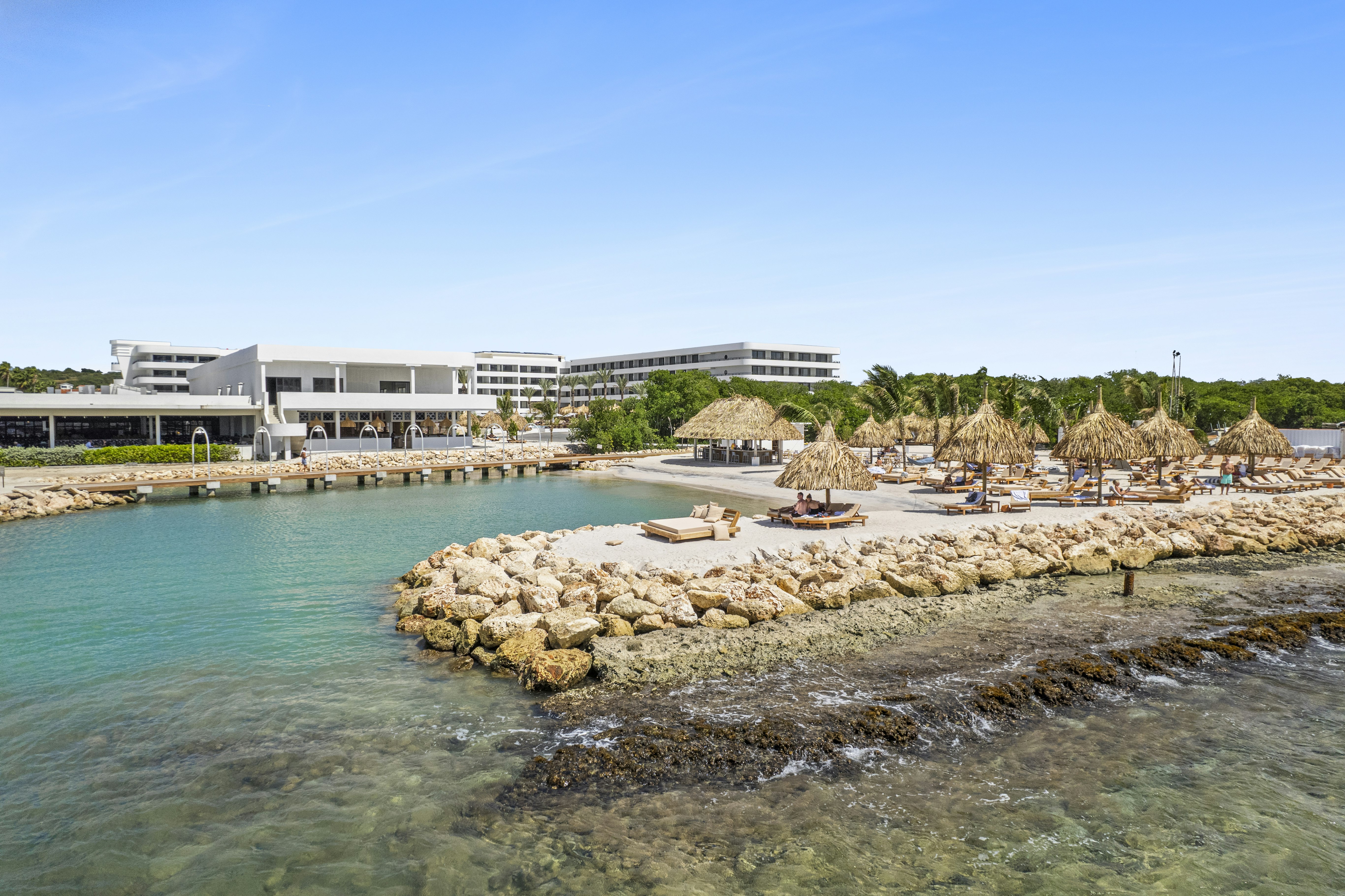 The Rif at Mangrove Beach Corendon Curacao All-Inclusive, Curio by Hilton 71/76