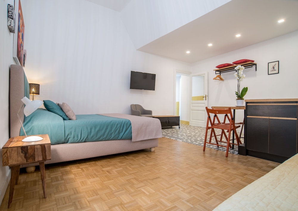 Napoliamo Guest House 25/45