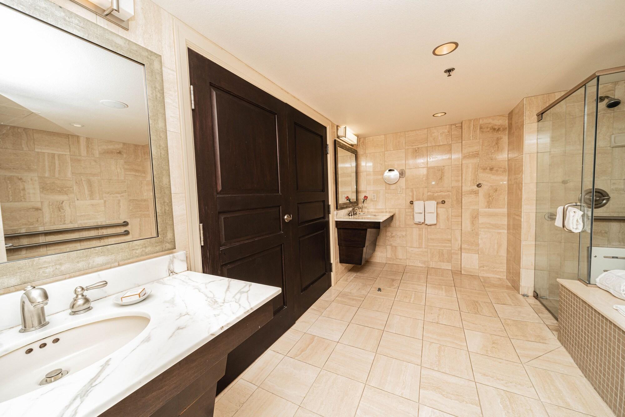 Reno Suites 28/33