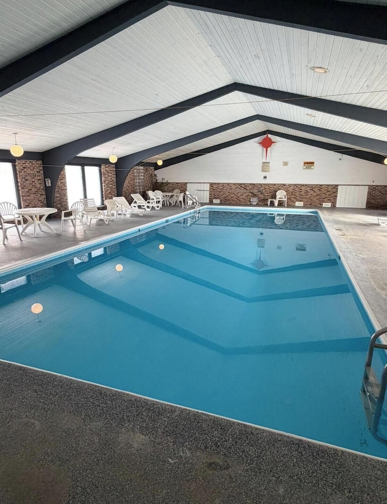 The Dalles House Motel 38/68