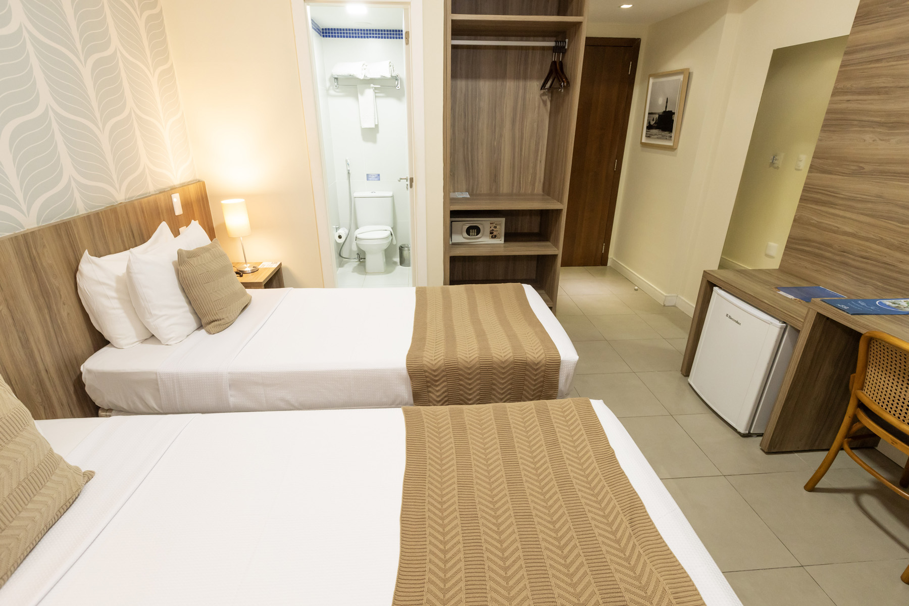 Executive, Twin Beds