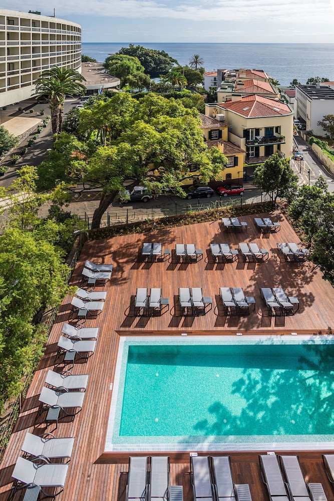 Pestana Casino Studios in FUNCHAL