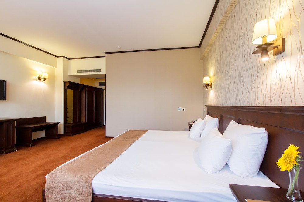 International Bucharest City Center Hotel 9/38