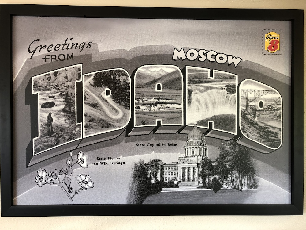 Super 8 by Wyndham Moscow / Pullman 23/39