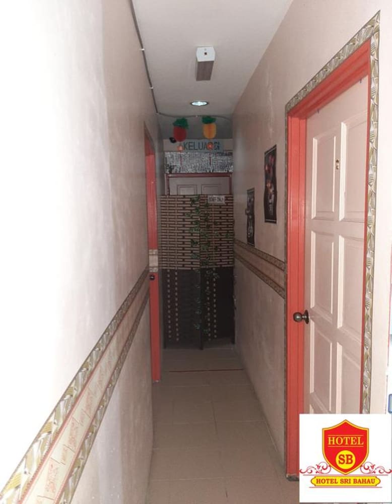 Hotel Budget Sri Bahau 1/25