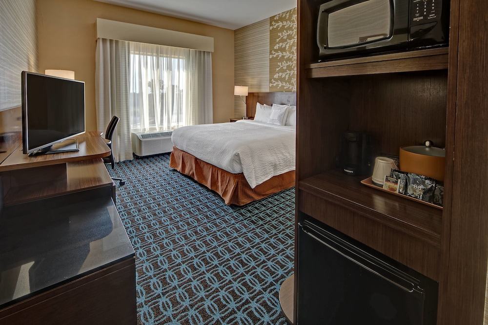 Fairfield Inn And Suites Jackson 8/26