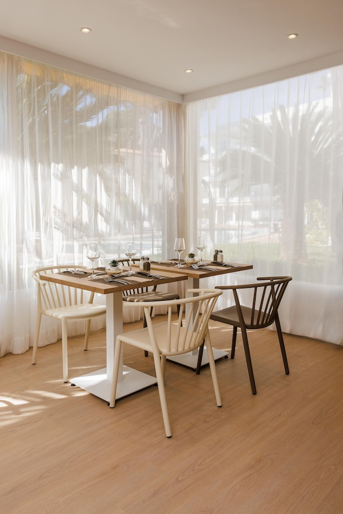 Hotel Alondra 26/50