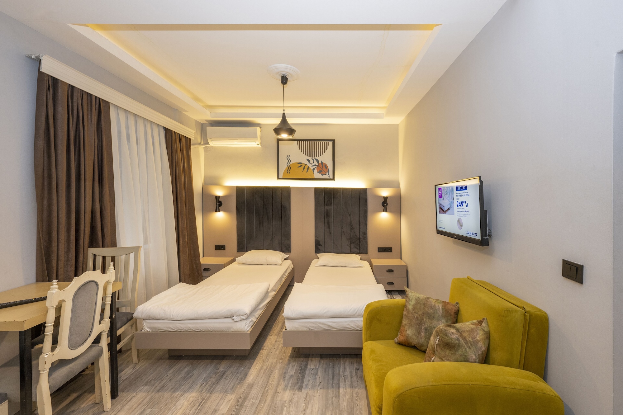 2 BEDROOMS, FAMILY, APARTMENT