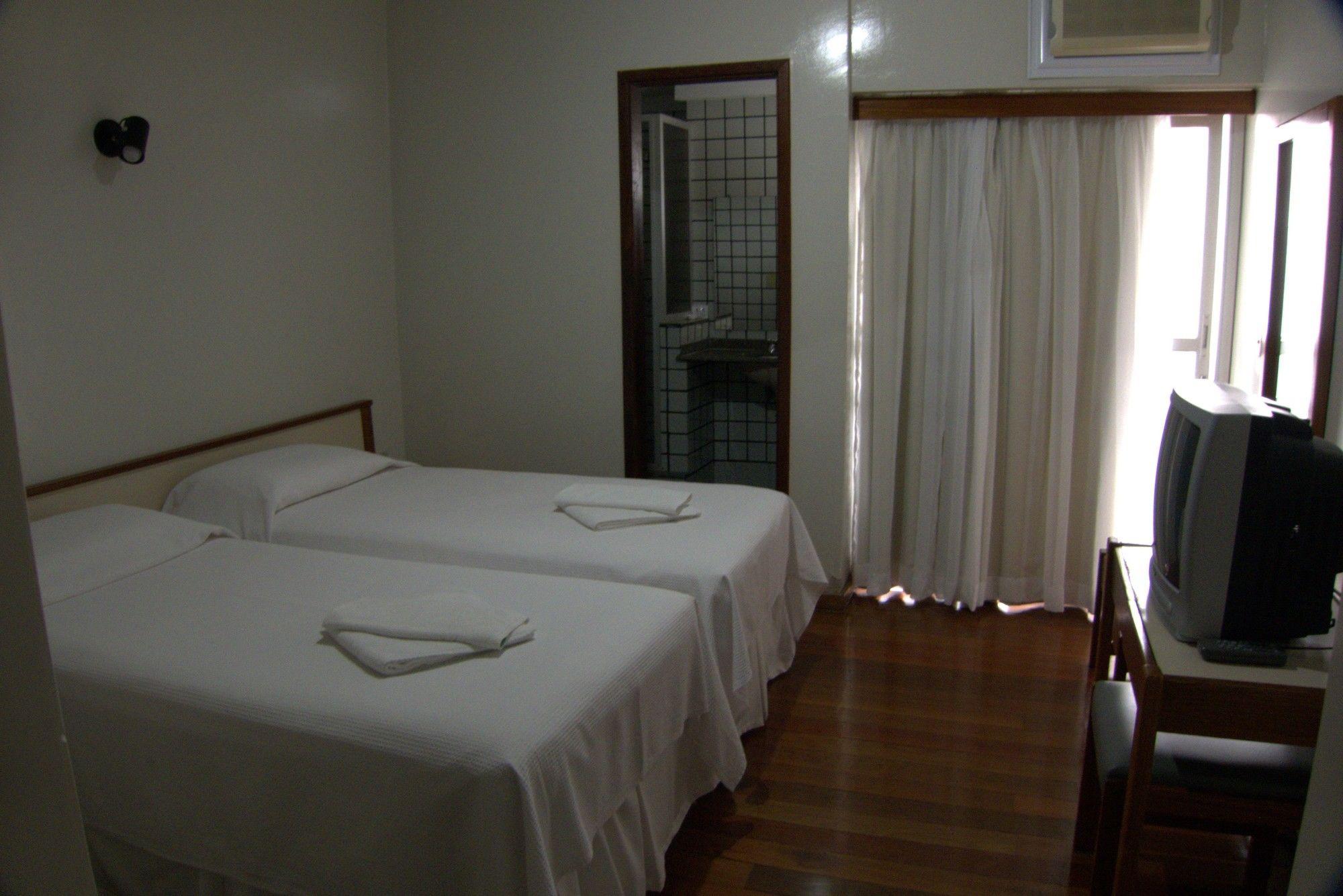 Special, Apartment