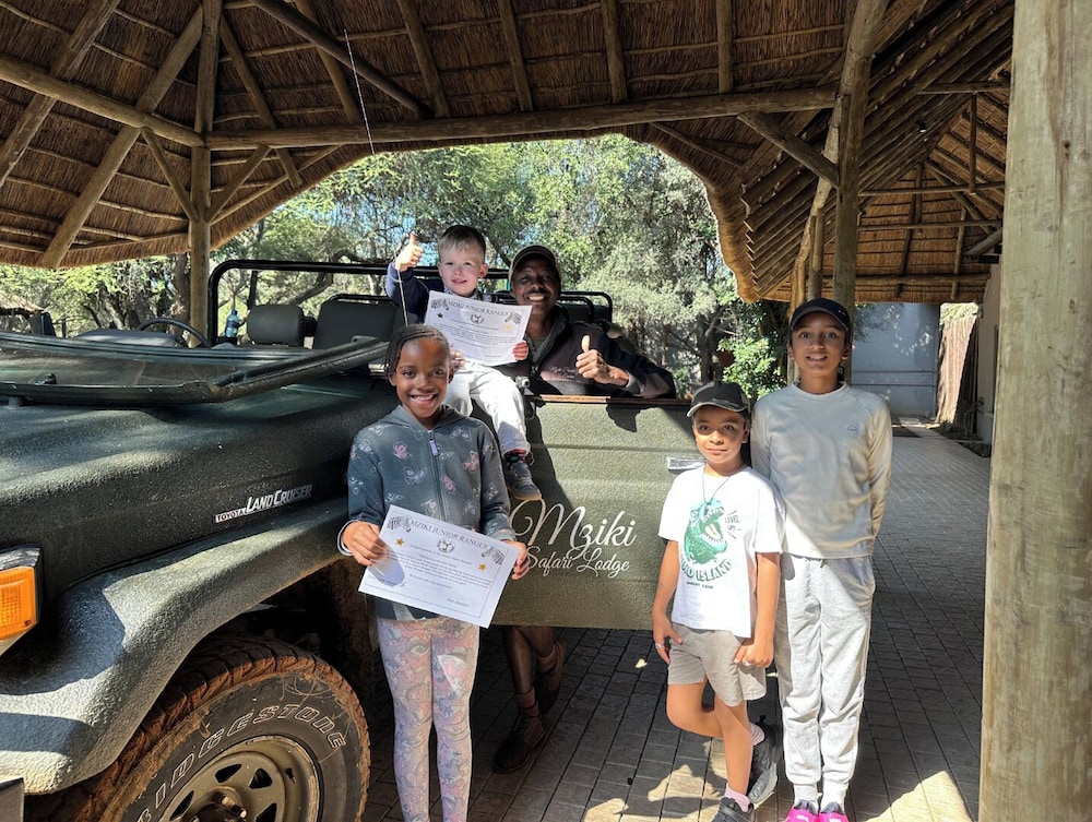 Mziki Safari Lodge 17/76
