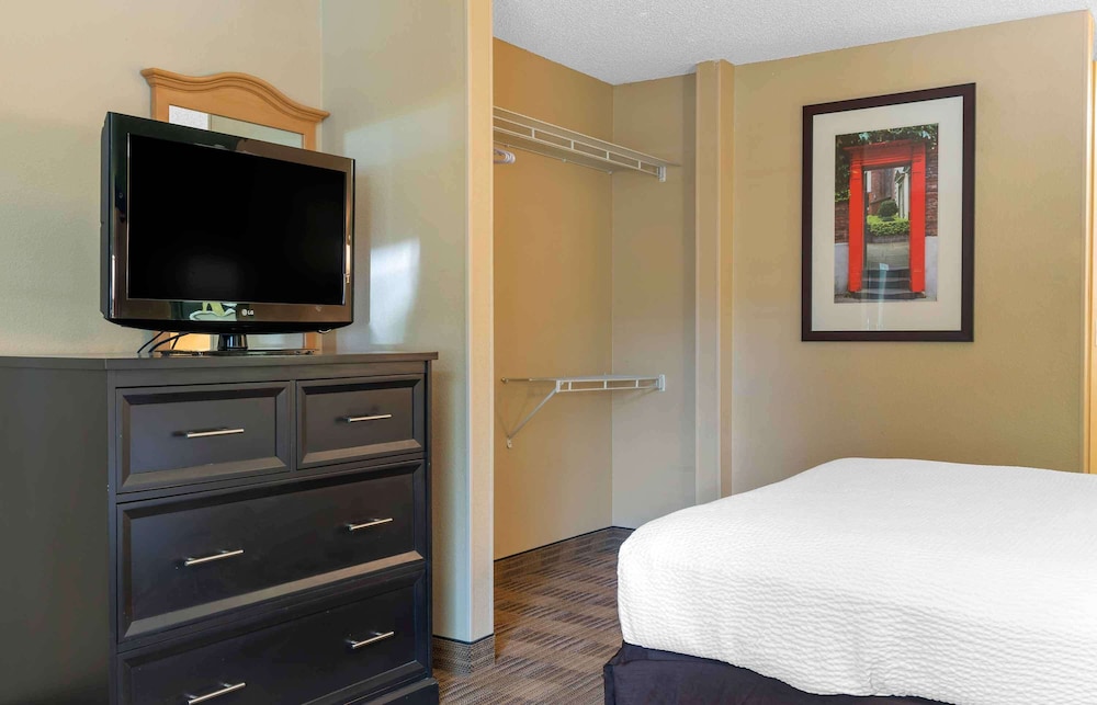 Extended Stay America Suites Sacramento - South Natomas 27/51