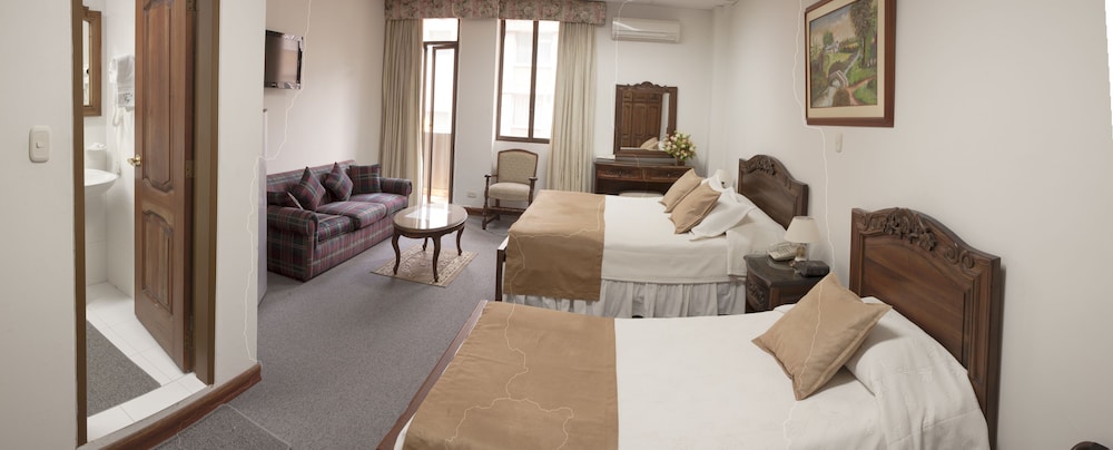 Gran Hotel Pereira 40/67