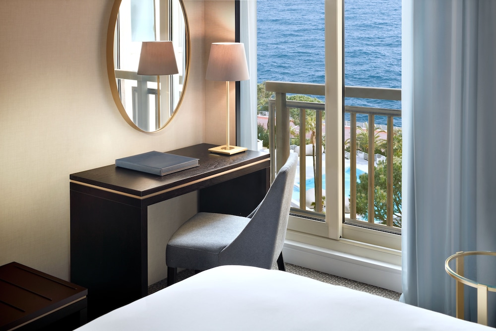 Columbus Hotel Monte-Carlo, Curio Collection by Hilton 13/46