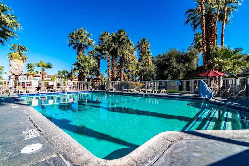 Motel6 Palm Springs, CA - East - Palm Canyon 41/50