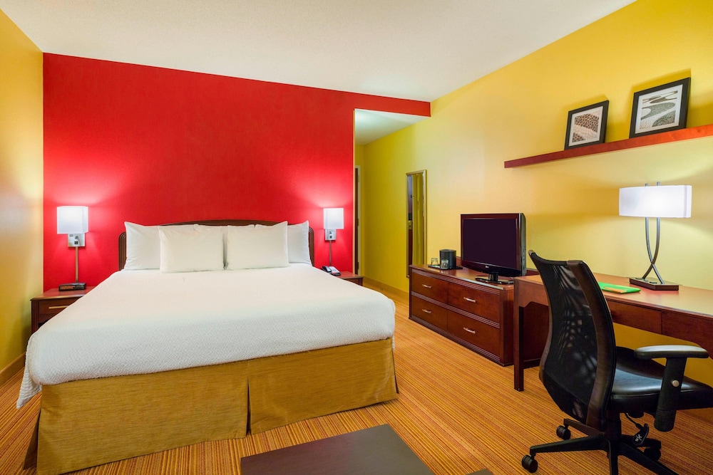 Courtyard by Marriott Wilmington Brandywine 5/31