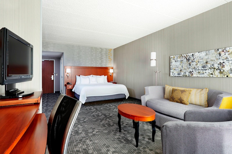 COURTYARD BY MARRIOTT PHOENIX NORTH HAPPY VALLEY 5/18