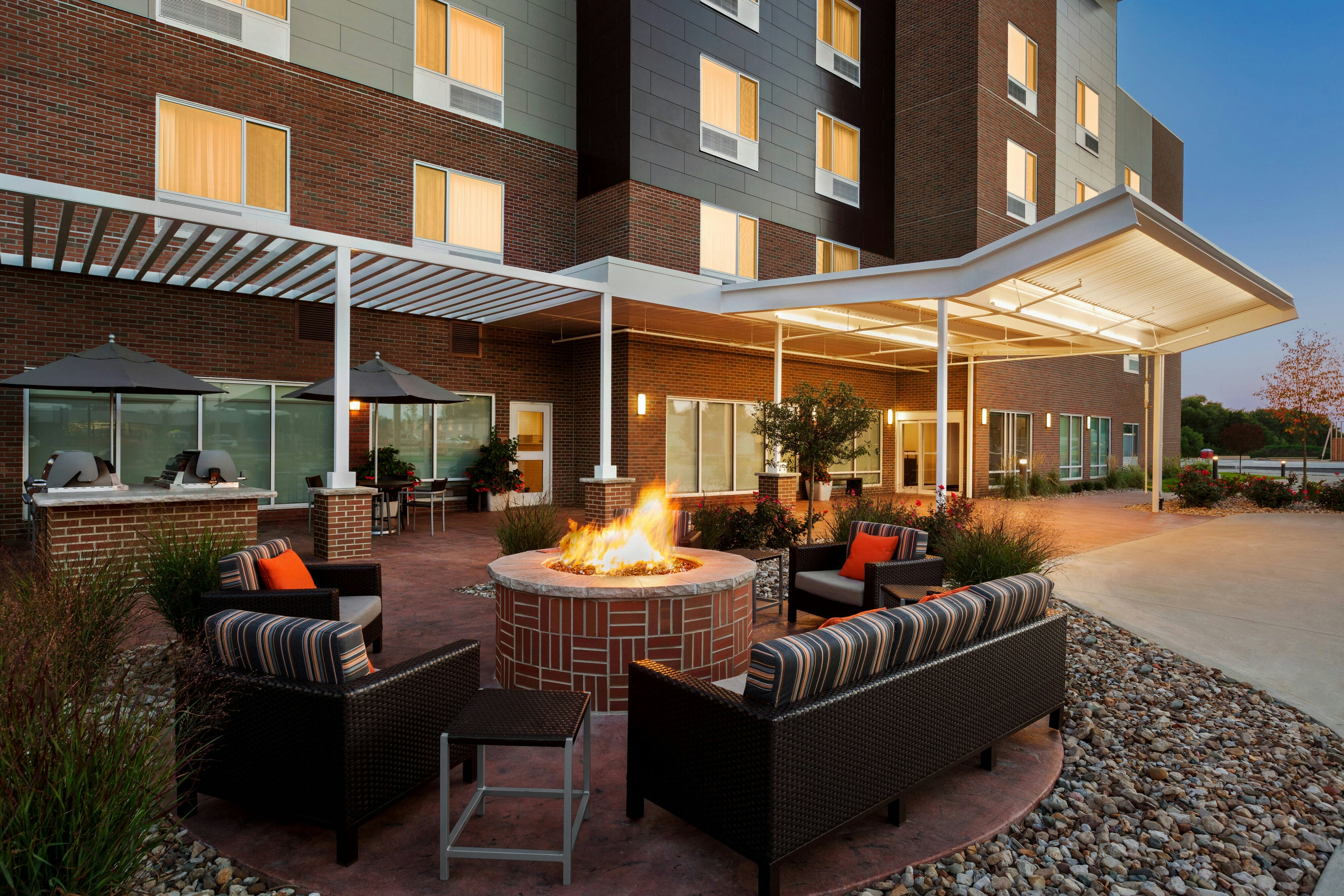 TownePlace Suites by Marriott Cedar Rapids Marion 3/20