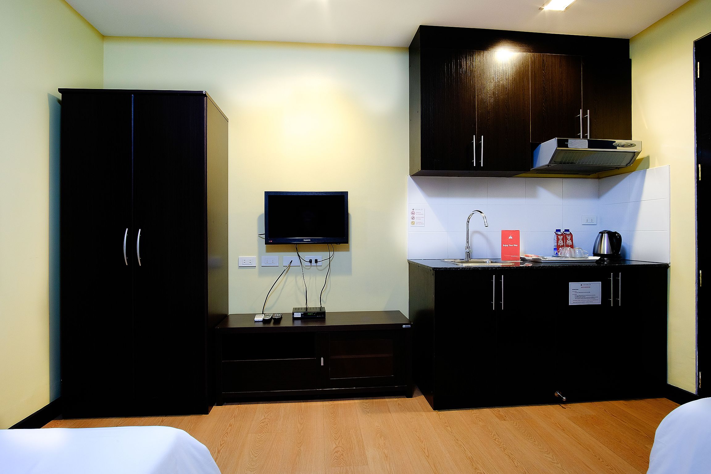 Zen Rooms Ortigas Estancia 9/15