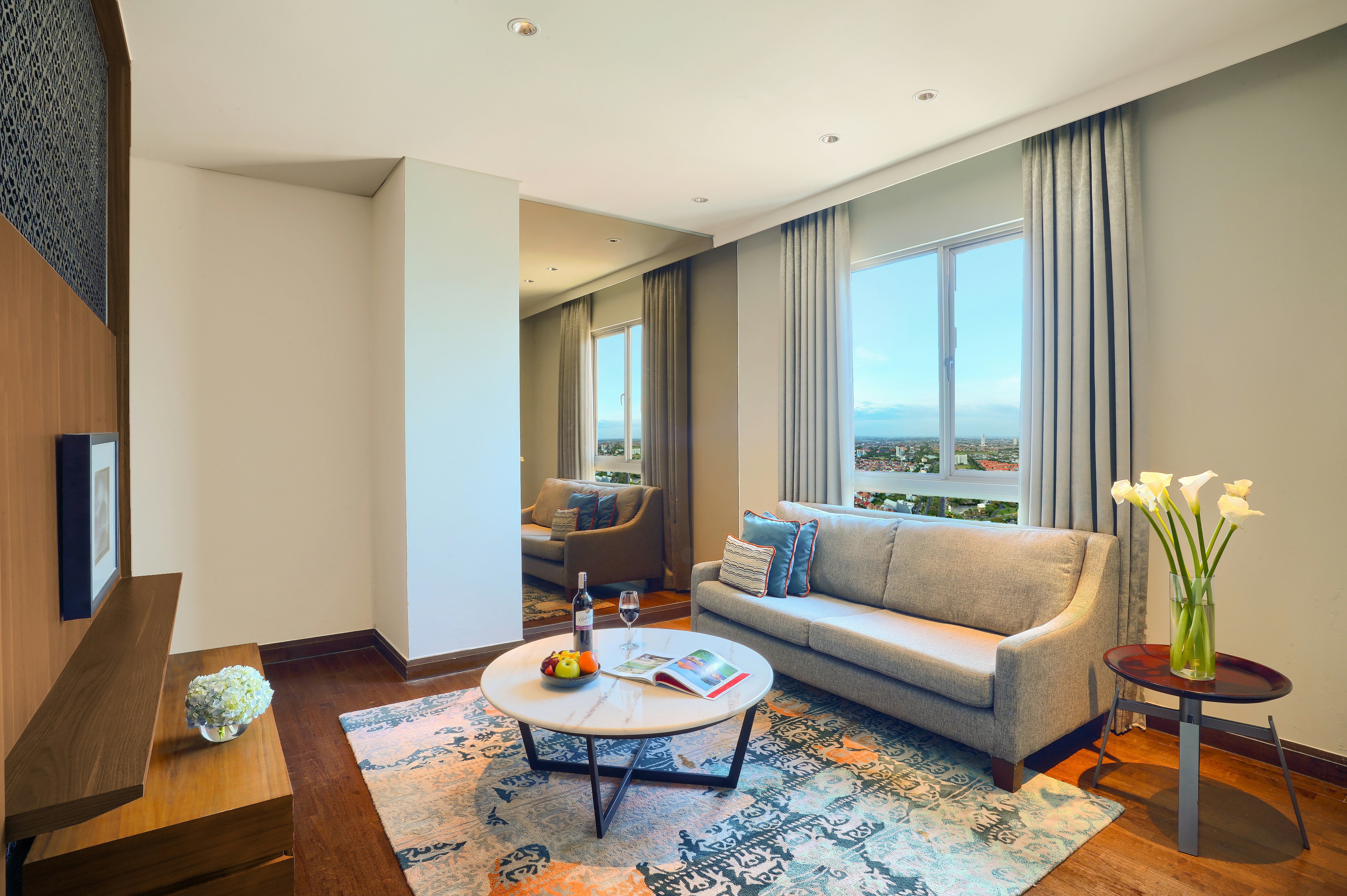ASCOTT WATERPLACE SURABAYA 45/74