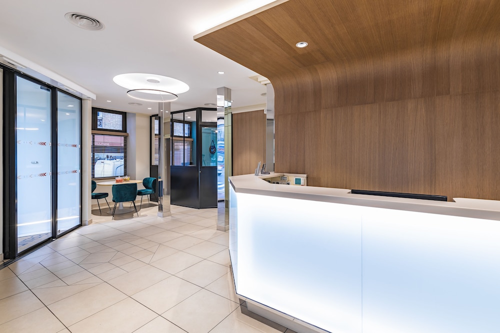lobby