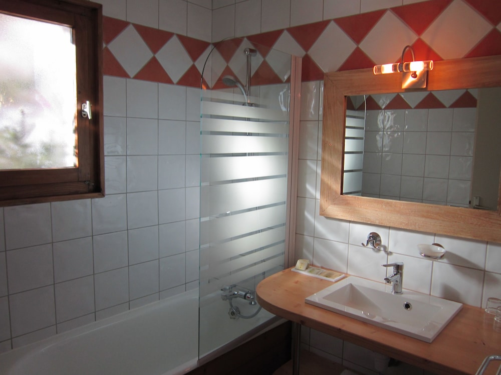 Hotel Le Gai Soleil 29/68