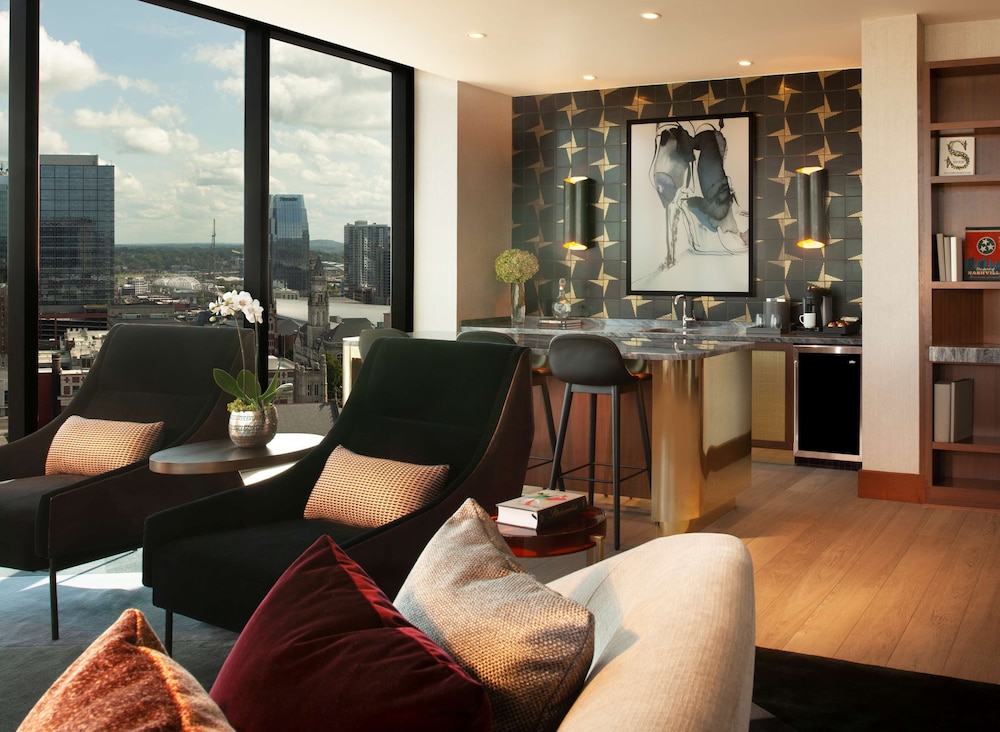 Grand Hyatt Nashville 50/73