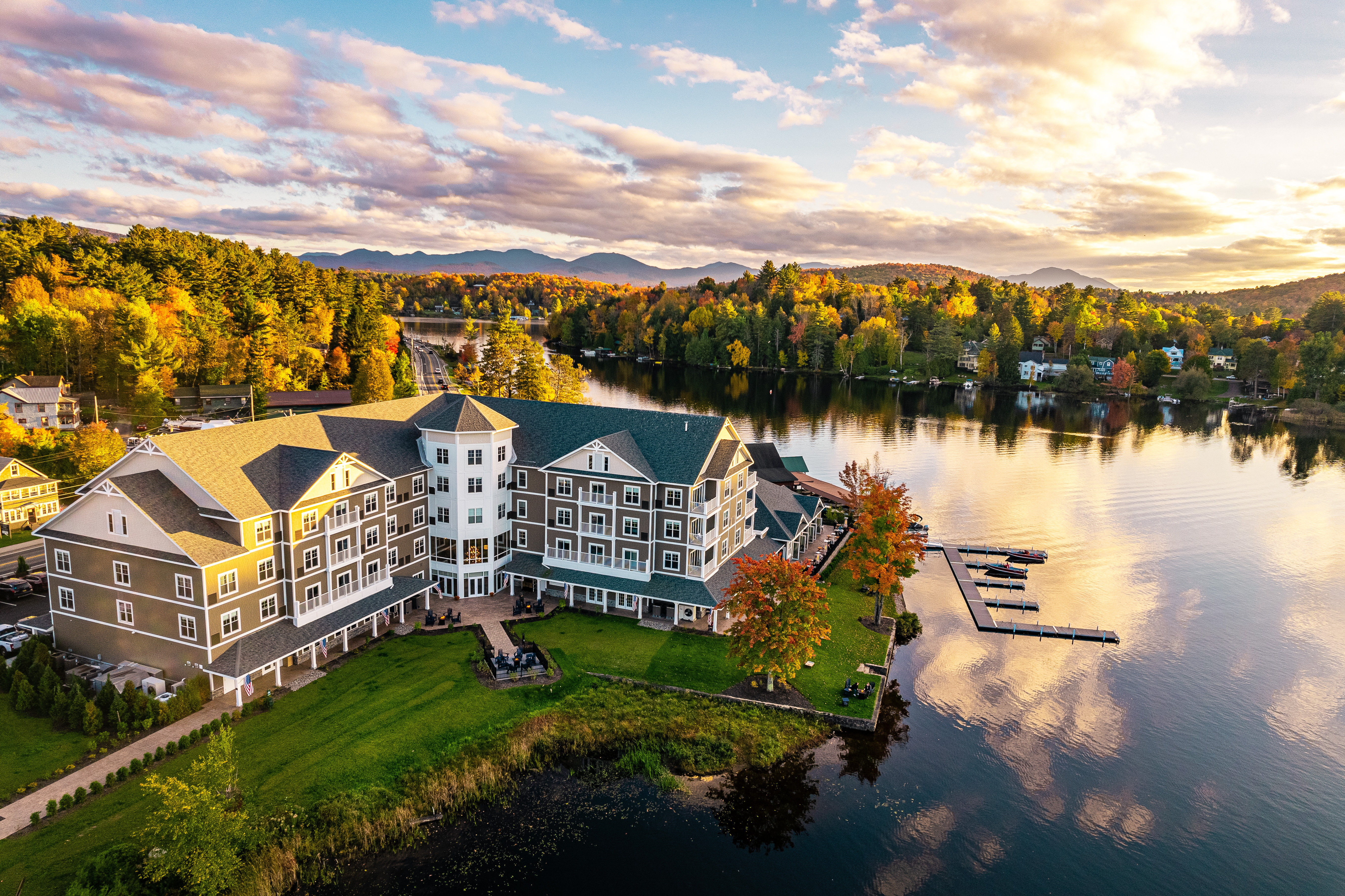 voco Saranac Lake NY - Waterfront, an IHG hotel 6/50