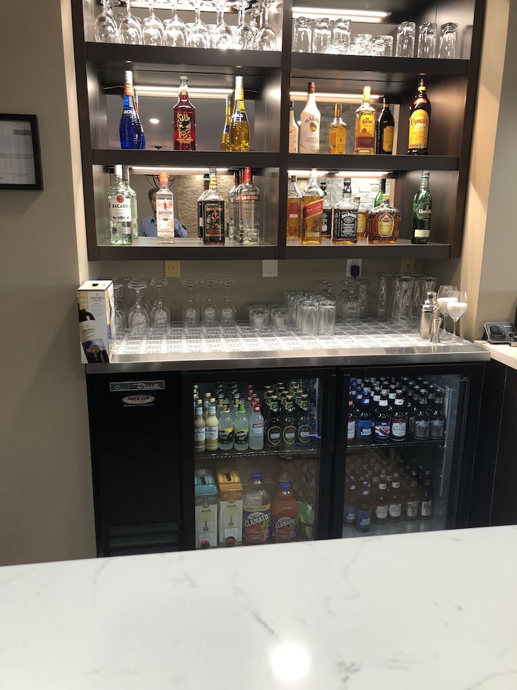 Quality Inn & Suites Bathurst, NB 35/50