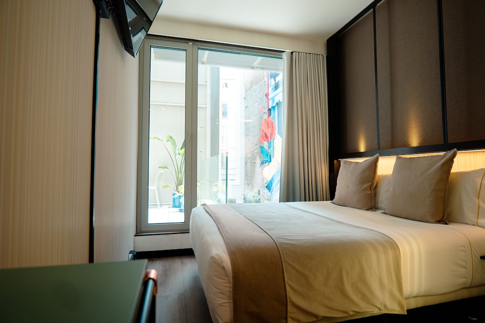 Akeah Hotel Gran Via - Adults Only 11/50