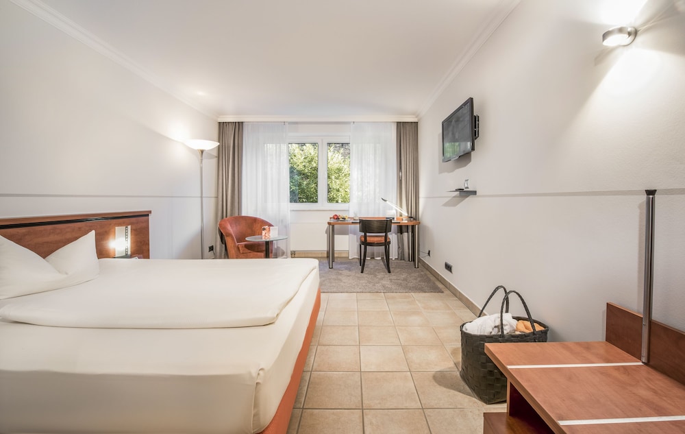 Hotel Vierjahreszeiten Iserlohn 9/50