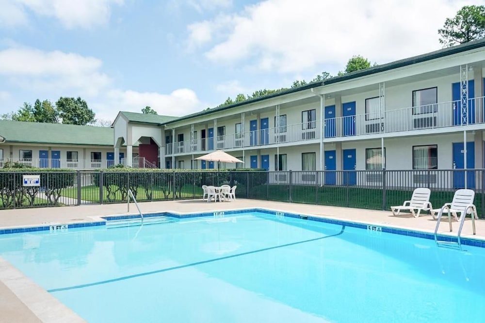 Motel6 Gainesville, GA 46/65