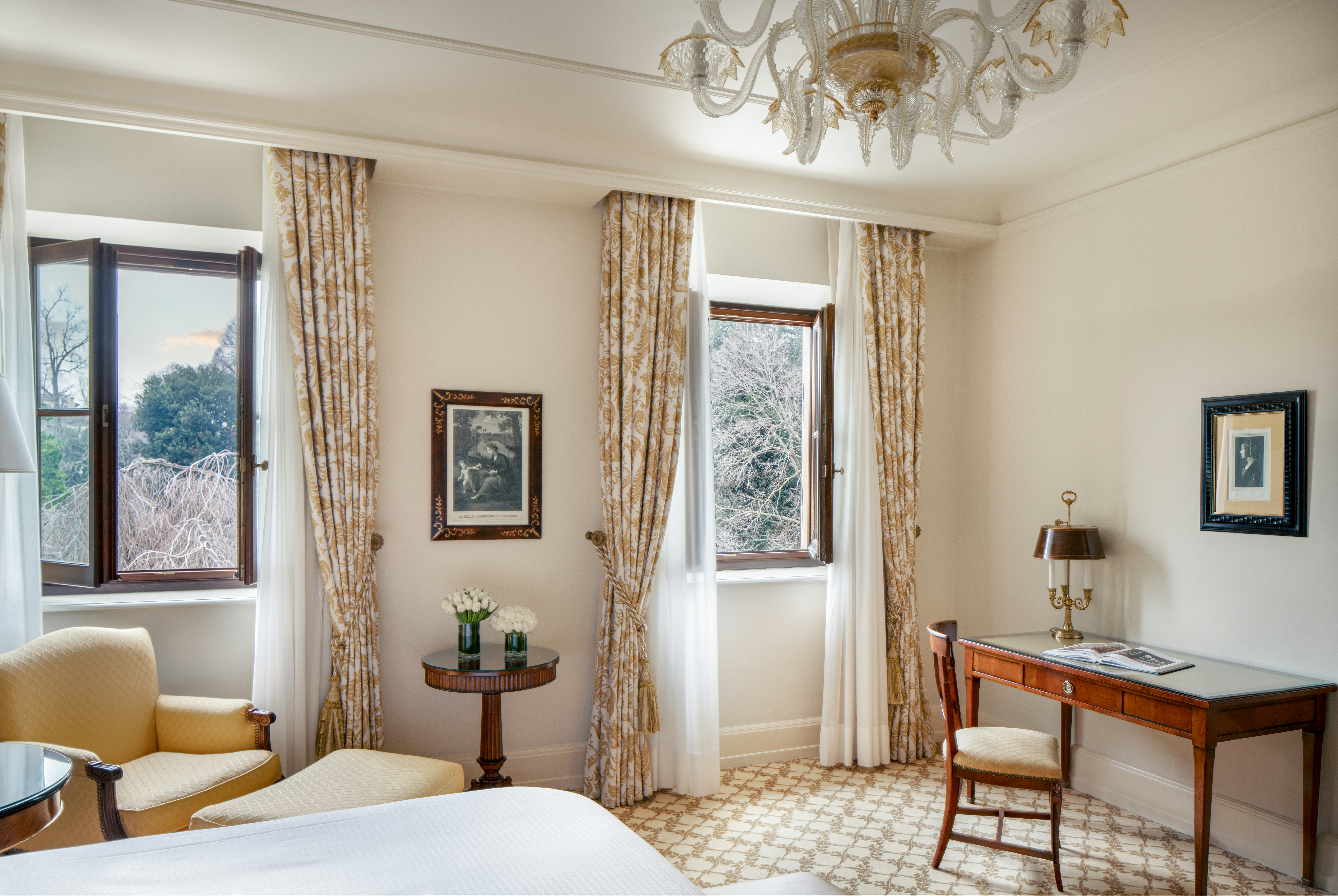 Four Seasons, King Bed