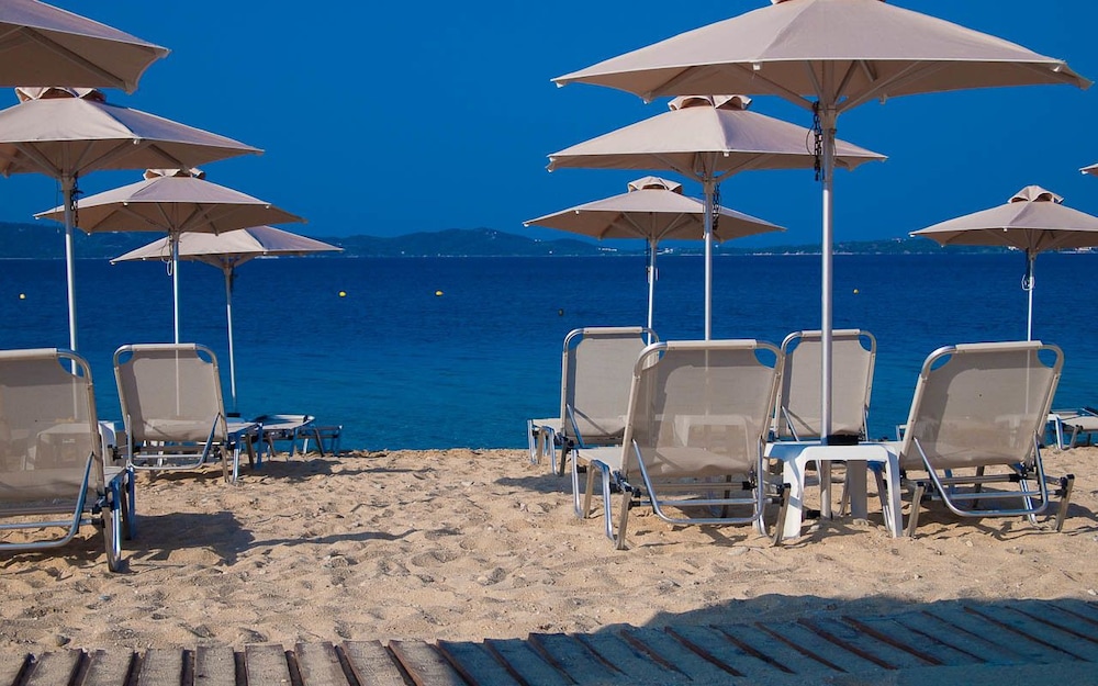Aristoteles Holiday Resort & Spa 64/70