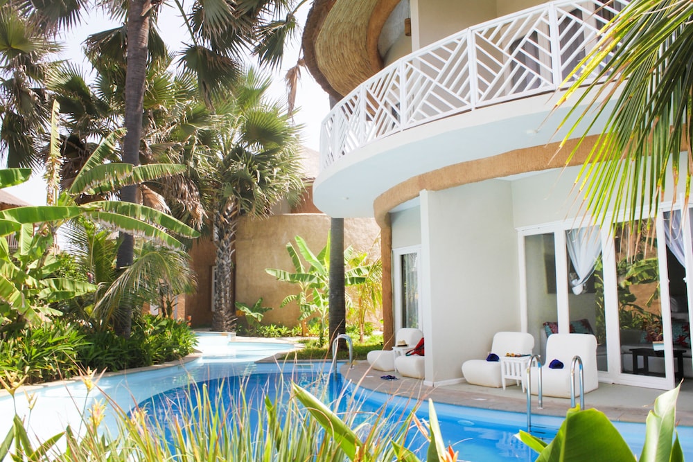 Balafon Beach Resort 7/74