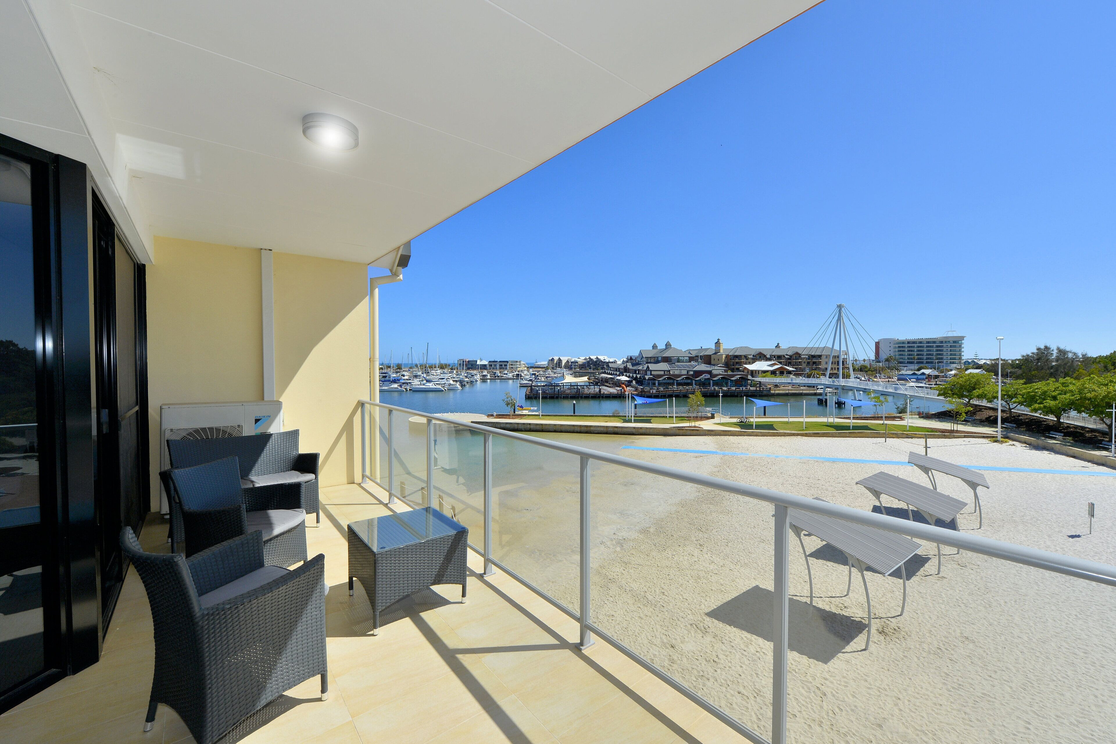 Dolphin Quay Apartments 31/71