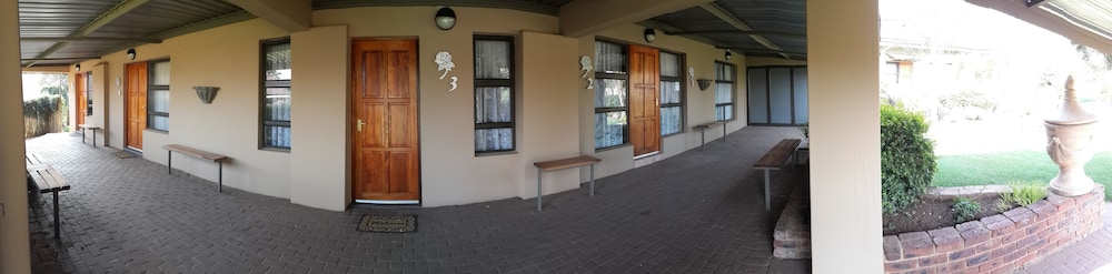 Crystal Rose Lodge and Spa 1/50