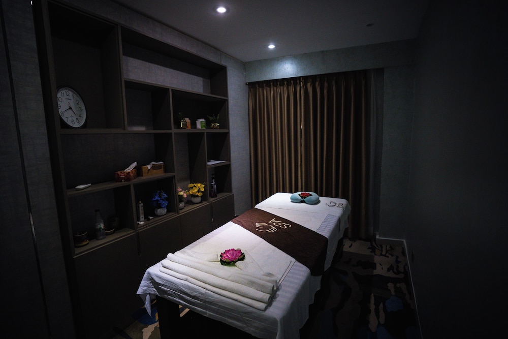 Unique Regency Hotel Dhaka 57/65