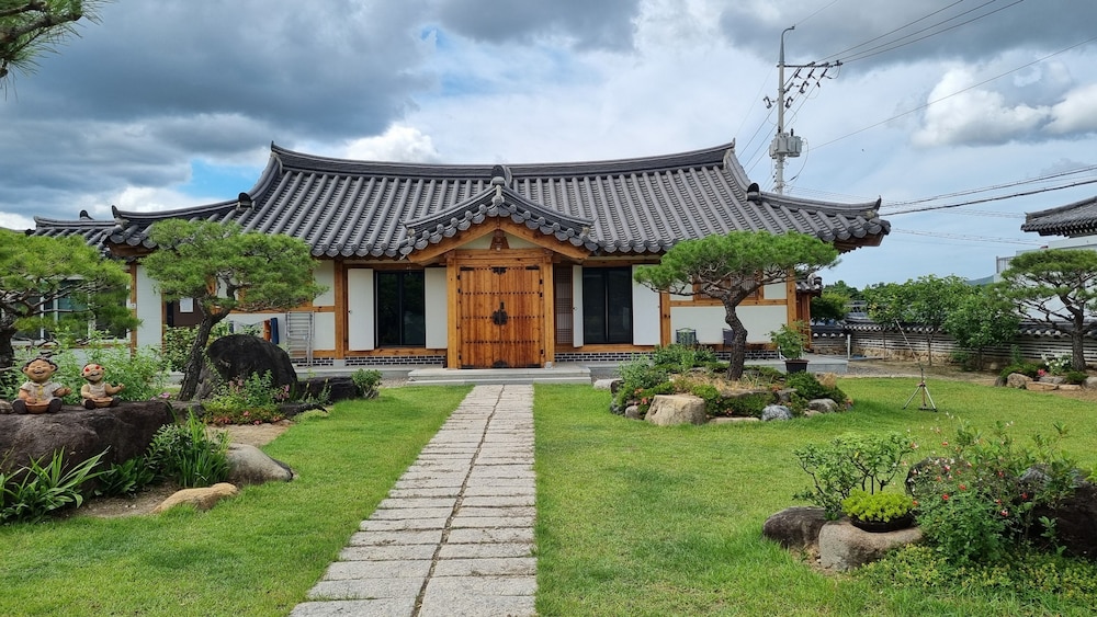 Hanok1st 40/48