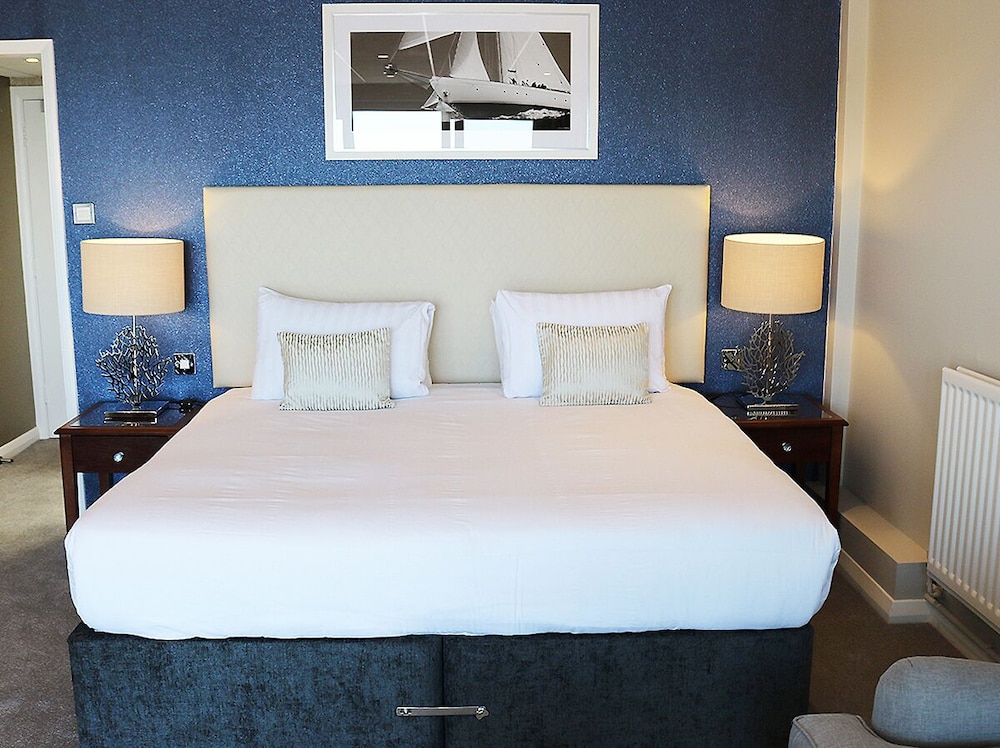 Sandbanks Hotel 30/61