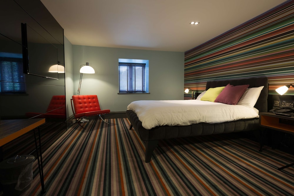 Village Hotel Warrington 23/65