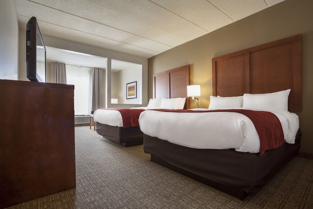 Comfort Suites Richmond, KY 7/43