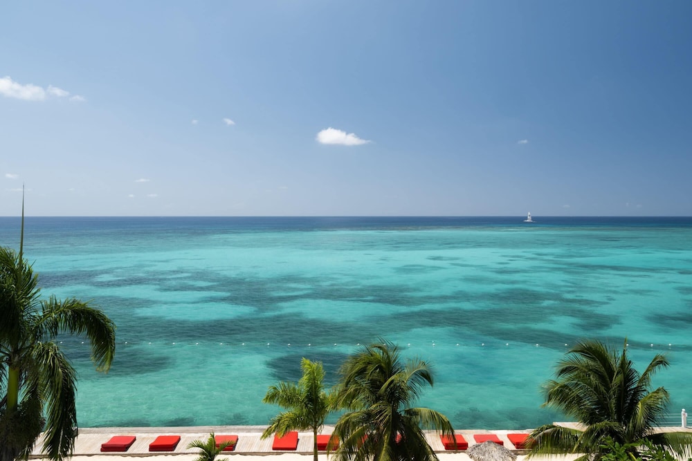 Muthu Crystal Cove Montego Bay 44/48