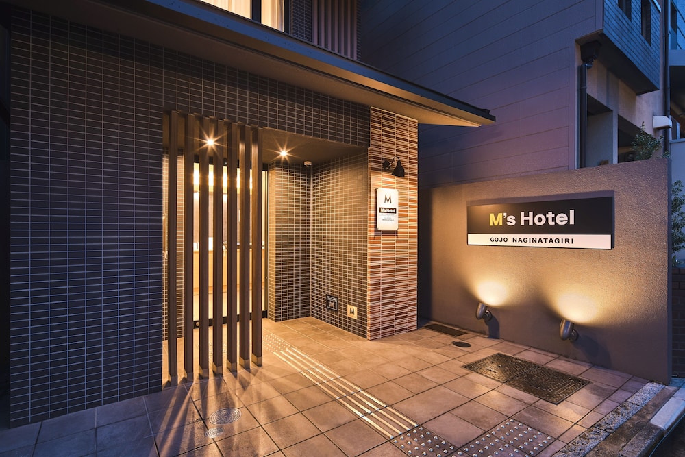 M's Hotel Gojo Naginatagiri 26/35